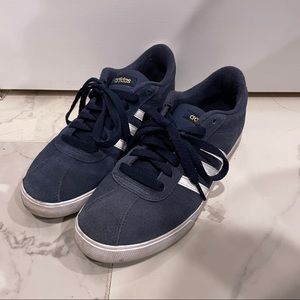 Adidas Neo comfort footbed - Women 6.5